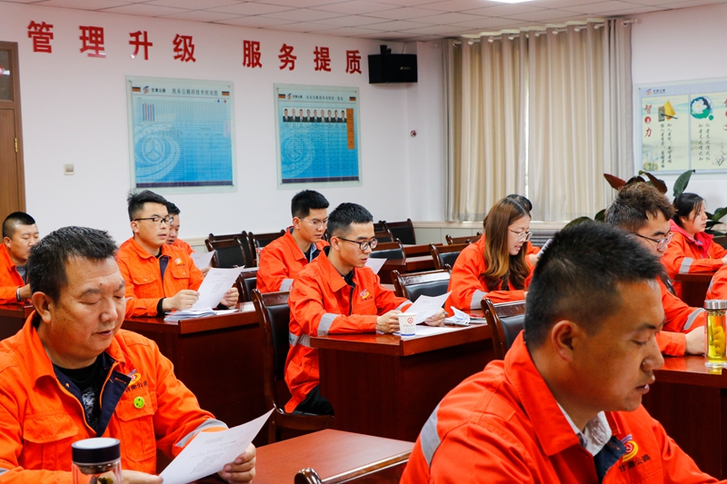 1589274504698245.jpg 齐声诵读《走向复兴》.jpg