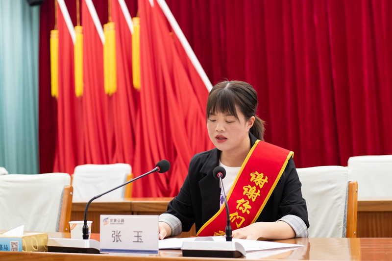 1588755607336698.jpg 张玉同志分享战疫故事宣讲战疫精神.jpg