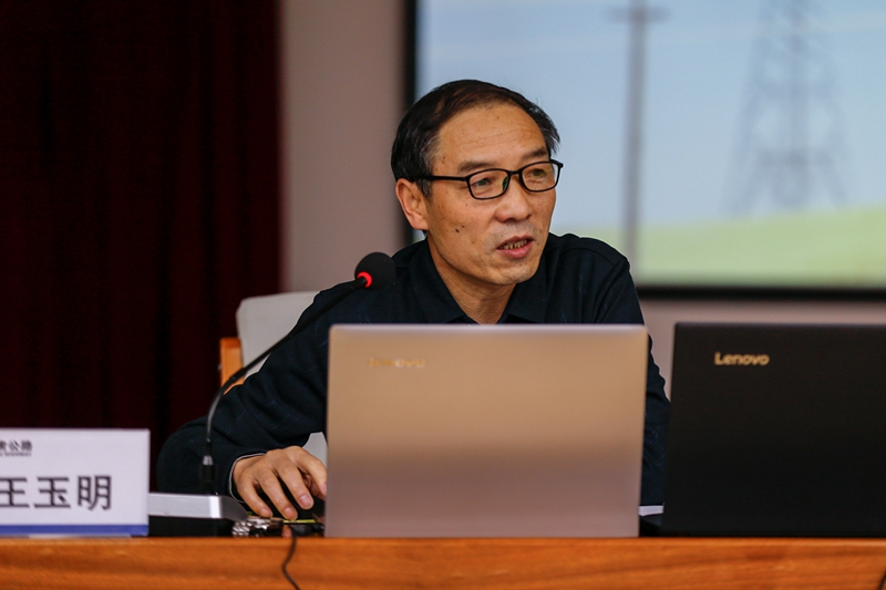 1612687280637663.jpg 河西学院教师讲授新闻宣传知识.jpg