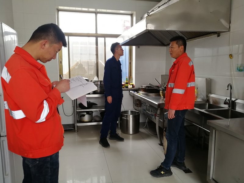 1619342657991532.jpg 7.高台县消防队检查验收安全风险区域.jpg