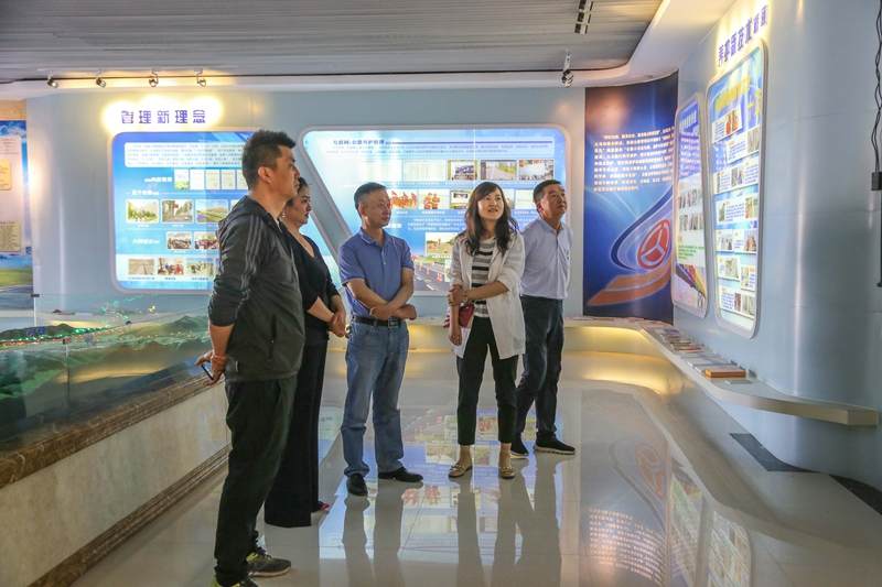 1591780761633721.jpg 查看职工创新工作室.jpg