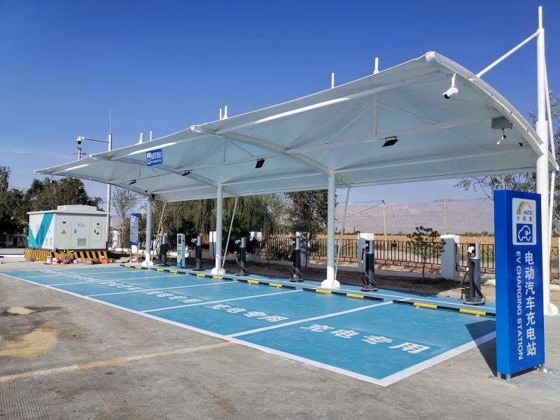 1602468492575126.jpg 2.完工后的新能源汽车充电站.jpg