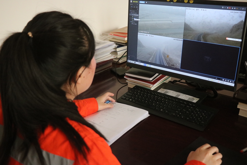 1615878906600868.jpg 利用可视化调度系统关注G307线路况.JPG