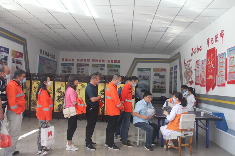 1595238440675724.jpg 介绍疾病预防知识唐俊摄.jpg