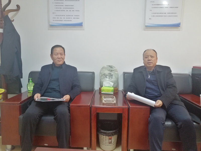 1577173966204381.jpg 张掖公路局张通文局长对接邮政安全管理工作.jpg