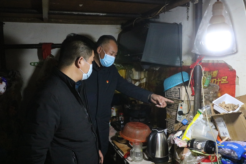 1611655705788665.jpg 及时指出安全隐患.JPG