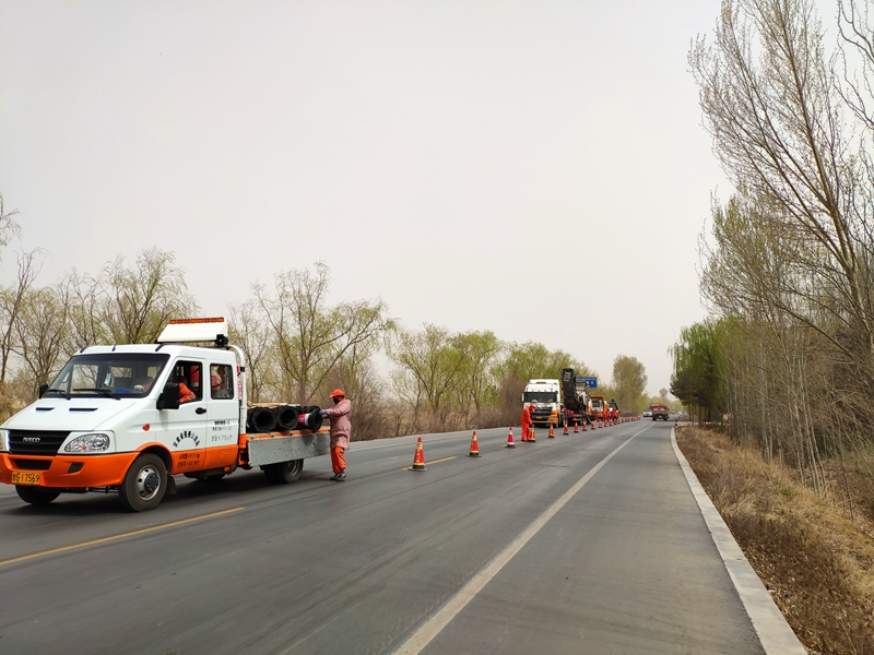 1586858277457499.jpg 1作业现场安全布设--闫廷摄.jpg