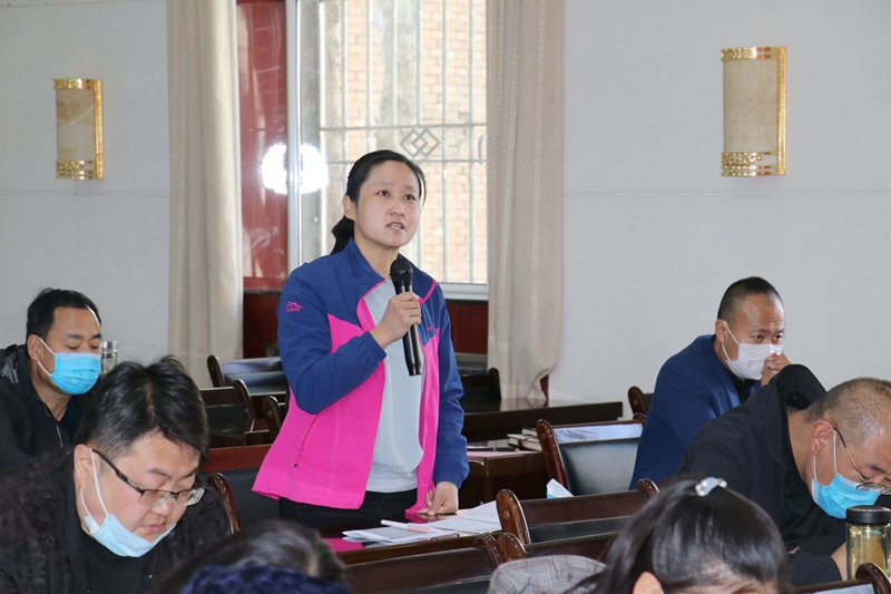 1587721483261851.jpg 职工谈感悟.jpg