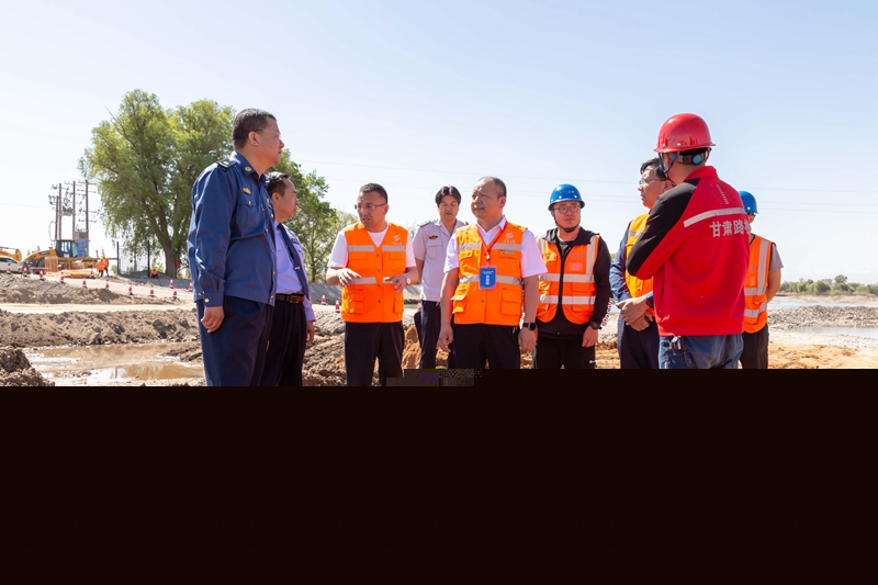 1622626541892887.jpg 现场指导(张啸天摄).jpg