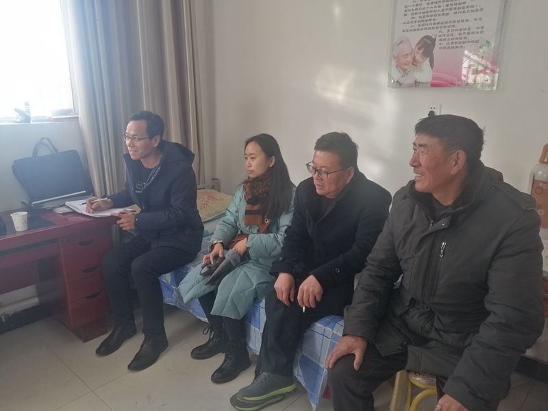 1579595804826355.jpg 商讨帮扶计划.jpg