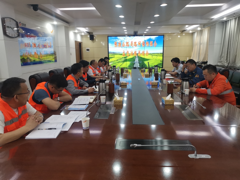 1622626566462839.jpg 演练总结(郝文秀摄).jpg